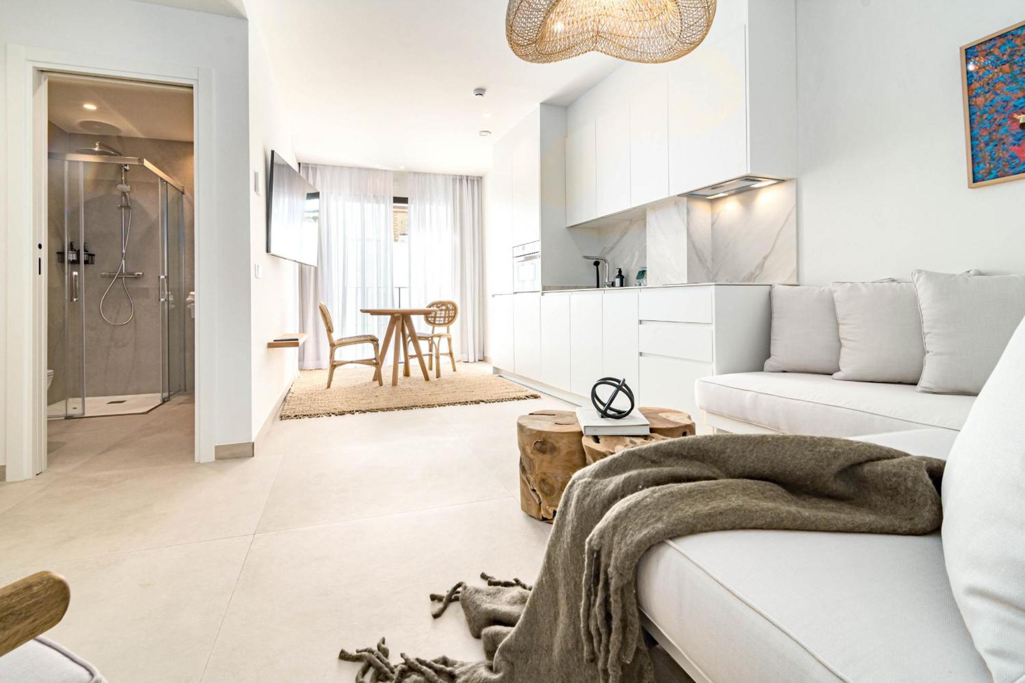 Seaclub Suites Estepona Exterior foto