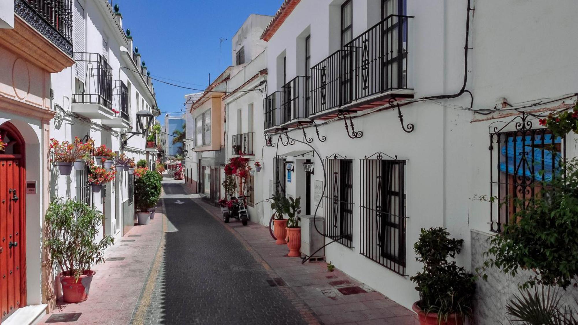 Seaclub Suites Estepona Exterior foto